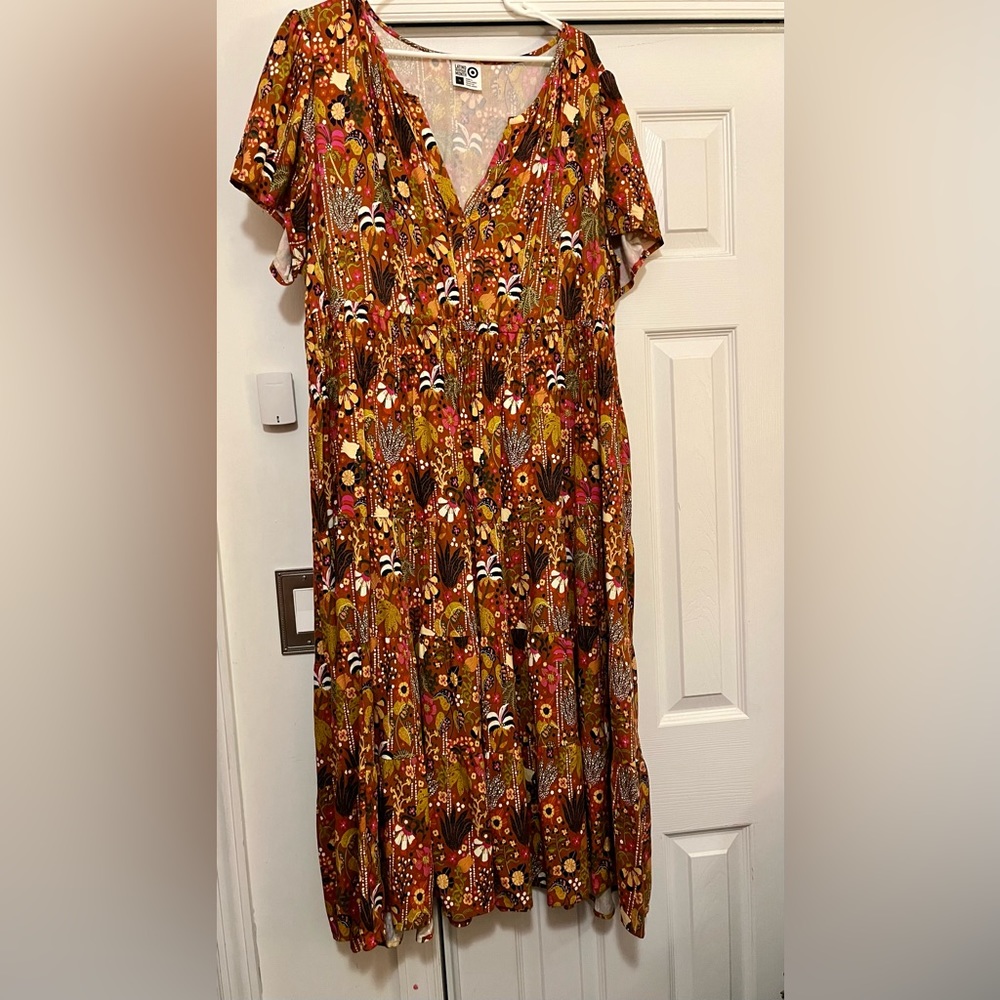Beautiful, comfortable, colorful and quality dress in 1x.